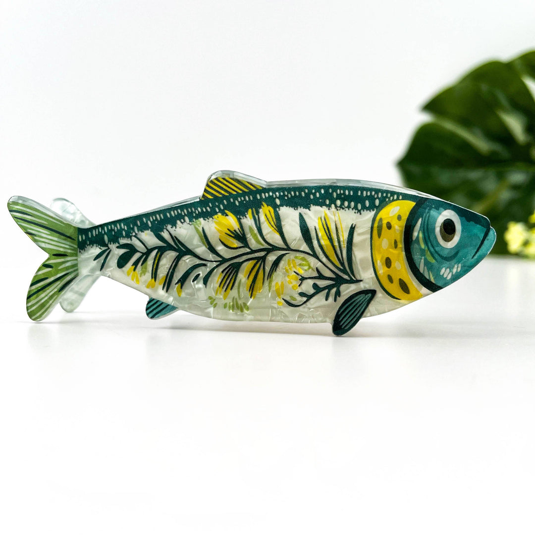 Beach Club Sardine Claw Clip - White